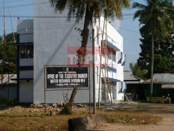 Kamalpur: fiscal year-ending paused all the normal works of the offices, WR officials requested to wait a month for RTI reply Kamalpur: fiscal year-ending paused all the normal works of the offices, WR officials requested to wait a month for RTI reply